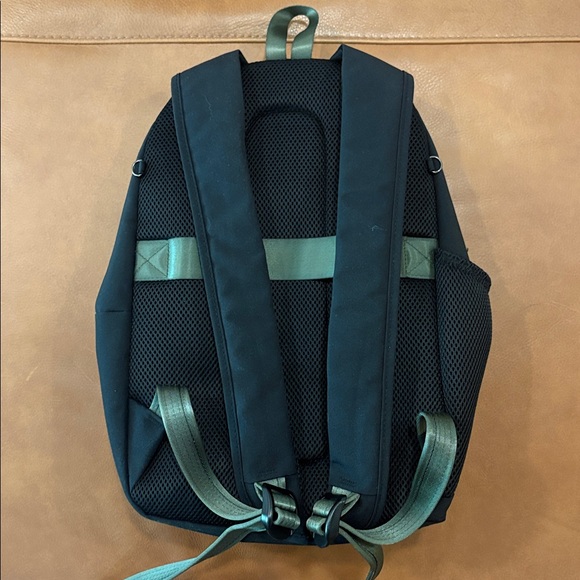 Travelon Black Backpack Anti Theft - Picture 2 of 2